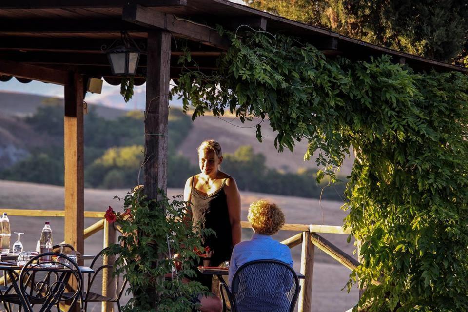 Agriturismo Casanova Asciano Exterior foto